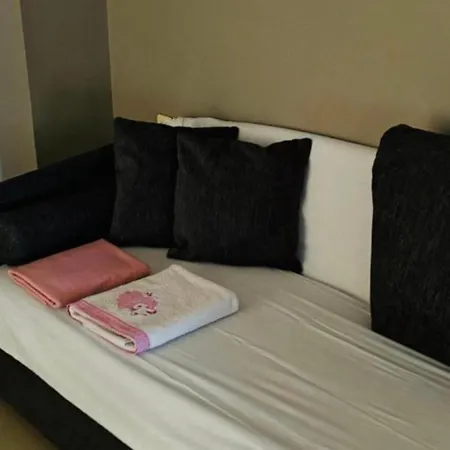 شقة Downtown Comfy 51